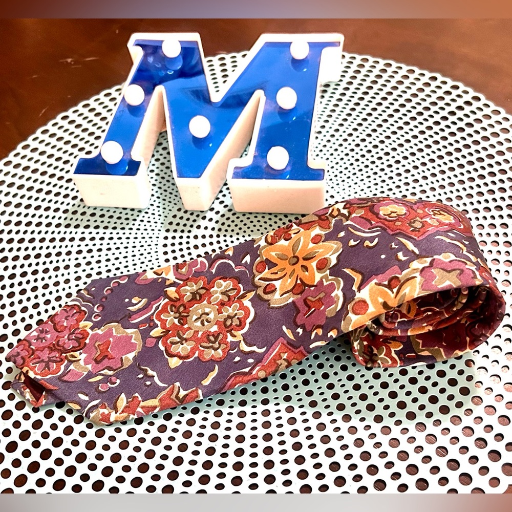 HALSTON III, Italian Silk Floral Print Men's Tie
